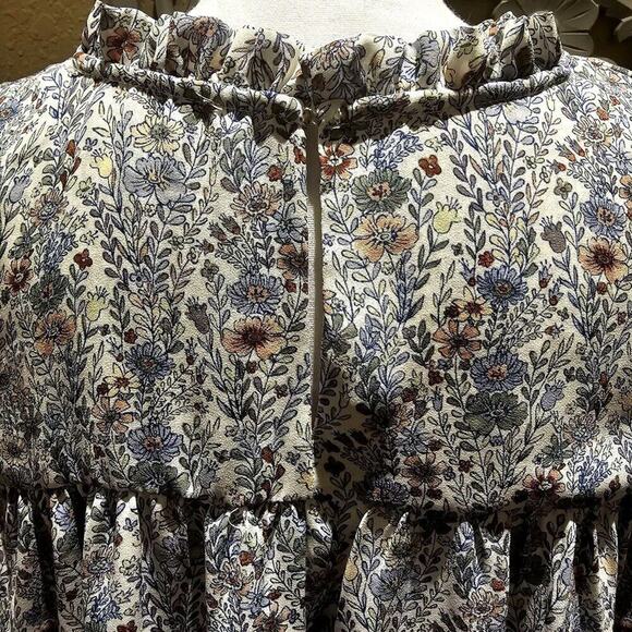 Babydoll Floral Top  L Cottagecore Smocked Yoked Fluttered Sleeved Gardencore - Picture 5 of 8